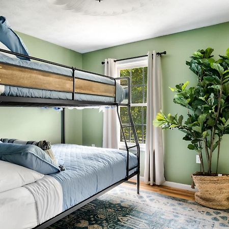 Modern Decor, Hot Tub, Fire Pit & River Access! Luray Extérieur photo
